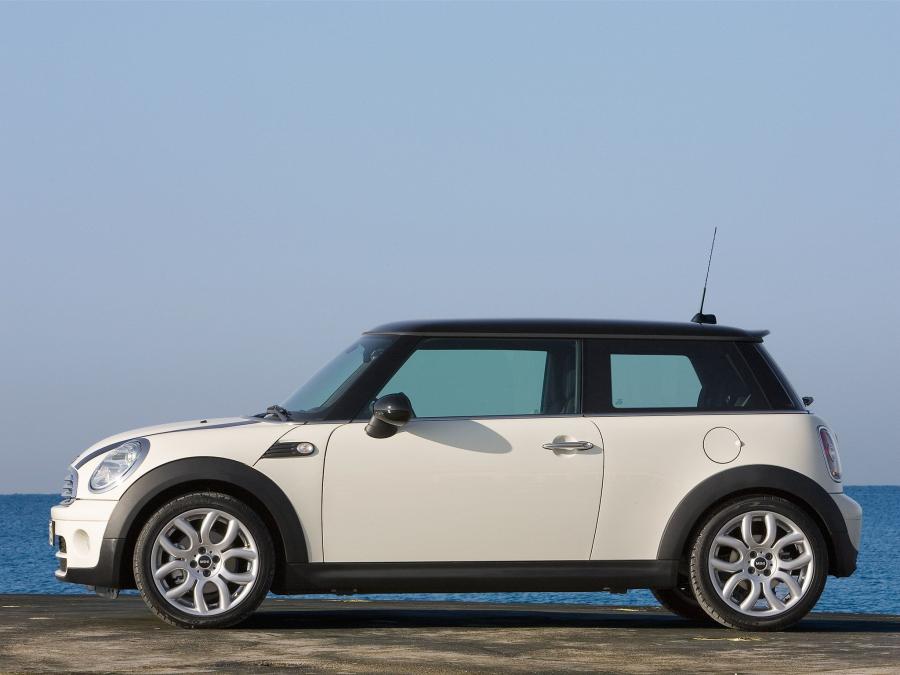  Mini Cooper D 2007 года  (фото 25 из 35)